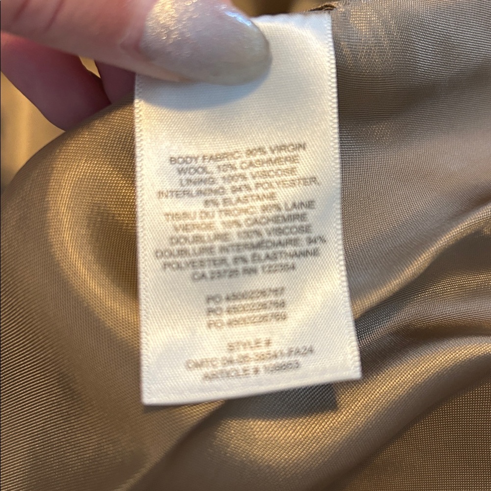 Aritzia Wilfred Symphony Camel Double-Breasted wool cashmere Coat - Picture 11 of 11